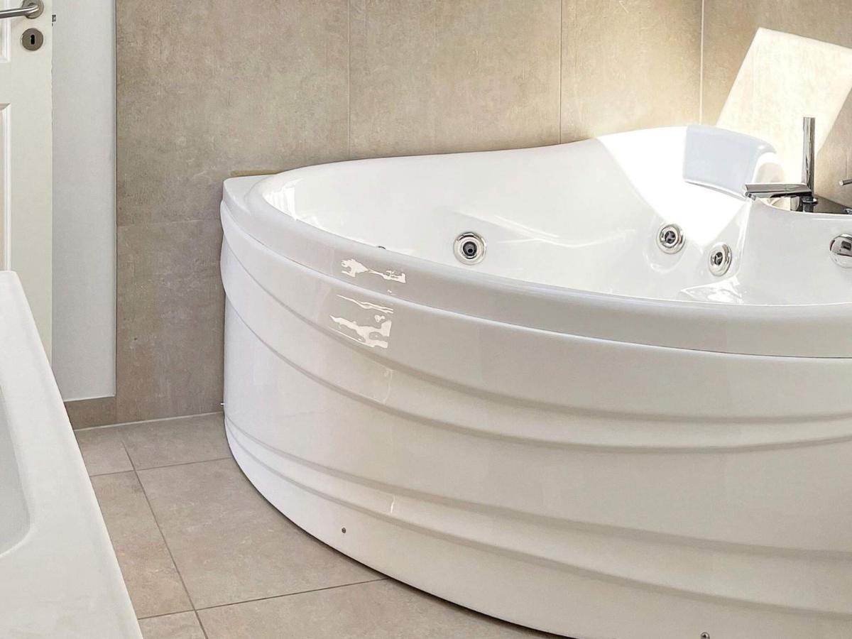 6 Person Holiday Home In Bjert Sønder Bjert Dış mekan fotoğraf